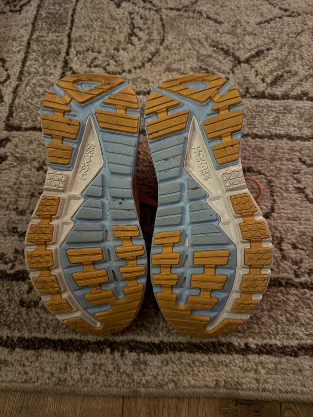Hoka Gaviota 4 running shoes - Picture 4 of 4